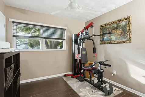 3280 56th Way N St Petersburg FL 33710