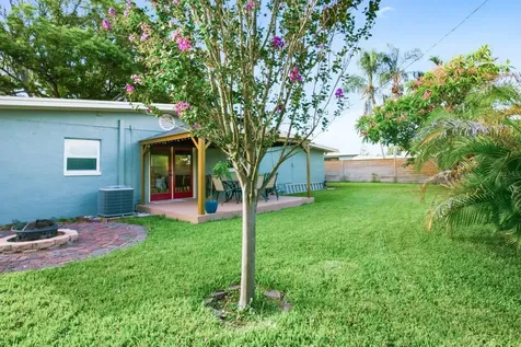 3280 56th Way N St Petersburg FL 33710