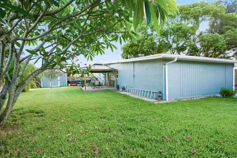 3280 56th Way N St Petersburg FL 33710