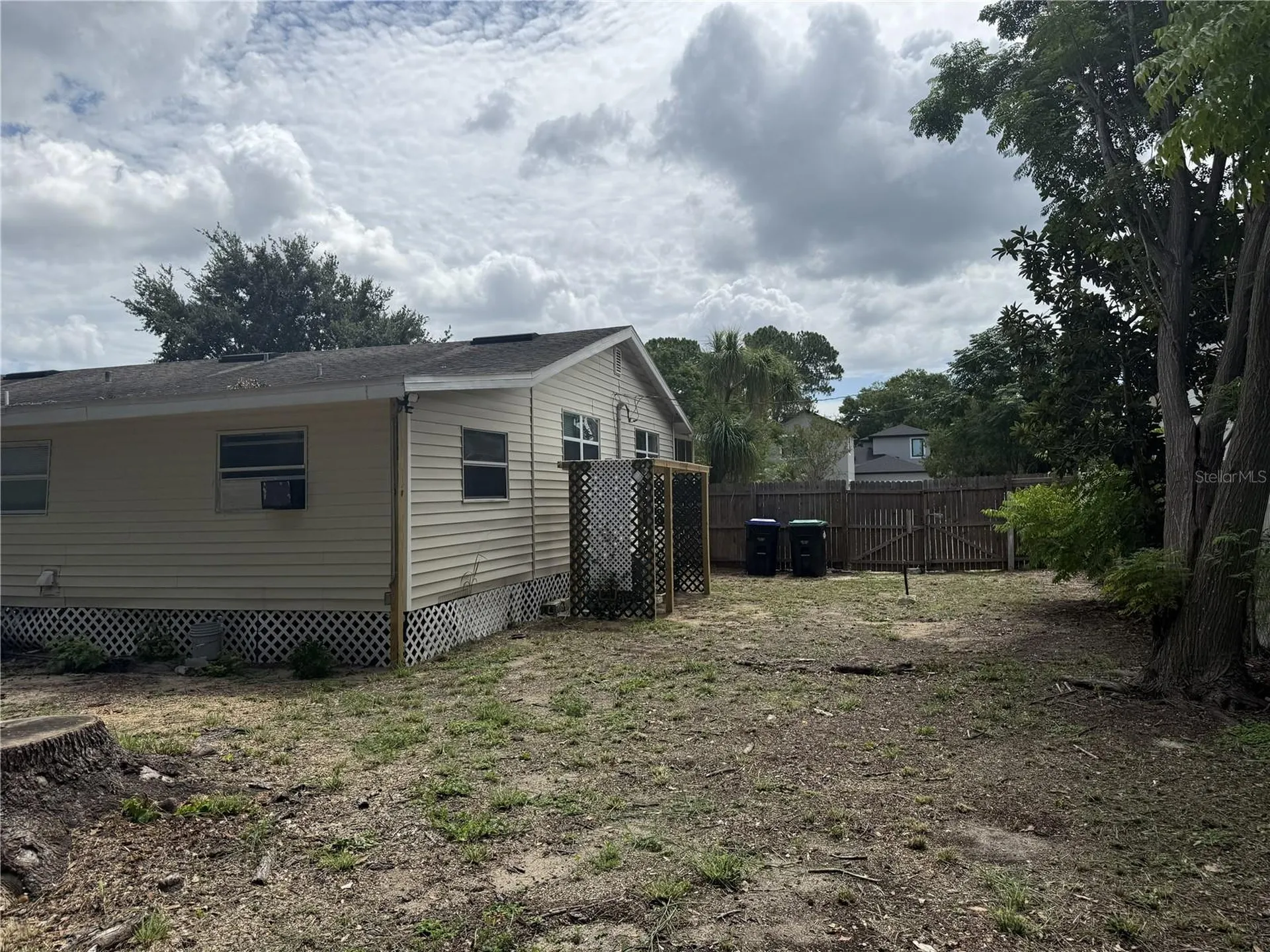102 Grove Street Orlando FL 32835