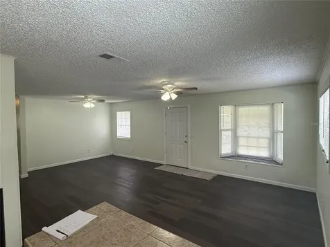 102 Grove Street Orlando FL 32835