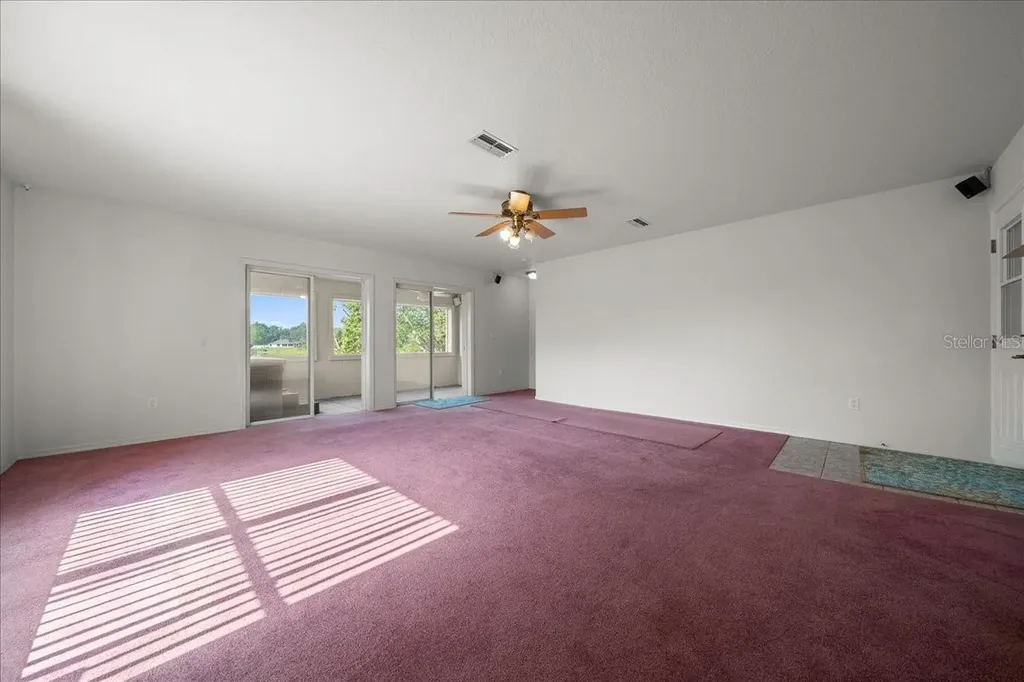 206 Malauka Radial Ocklawaha FL 32179