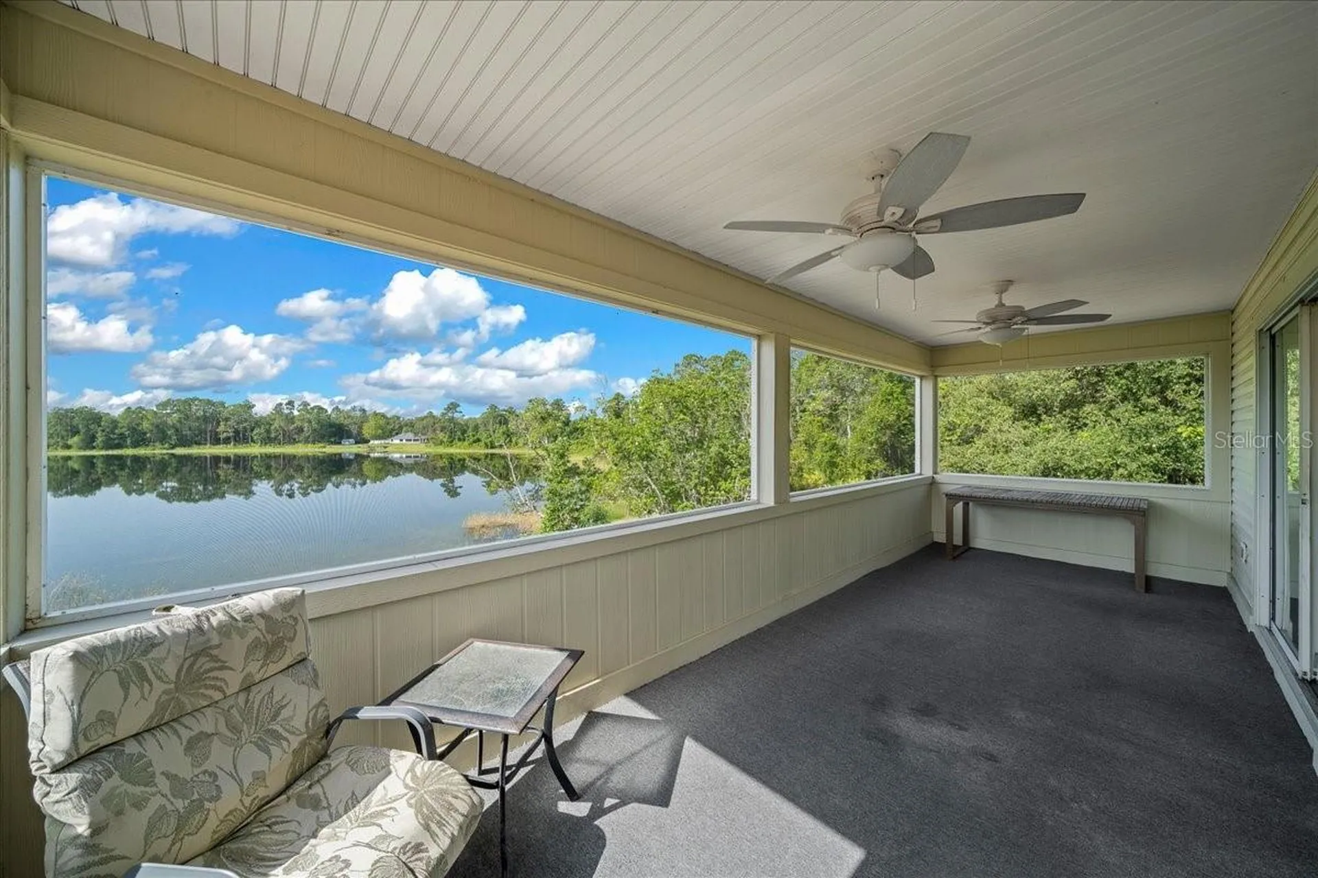 206 Malauka Radial Ocklawaha FL 32179