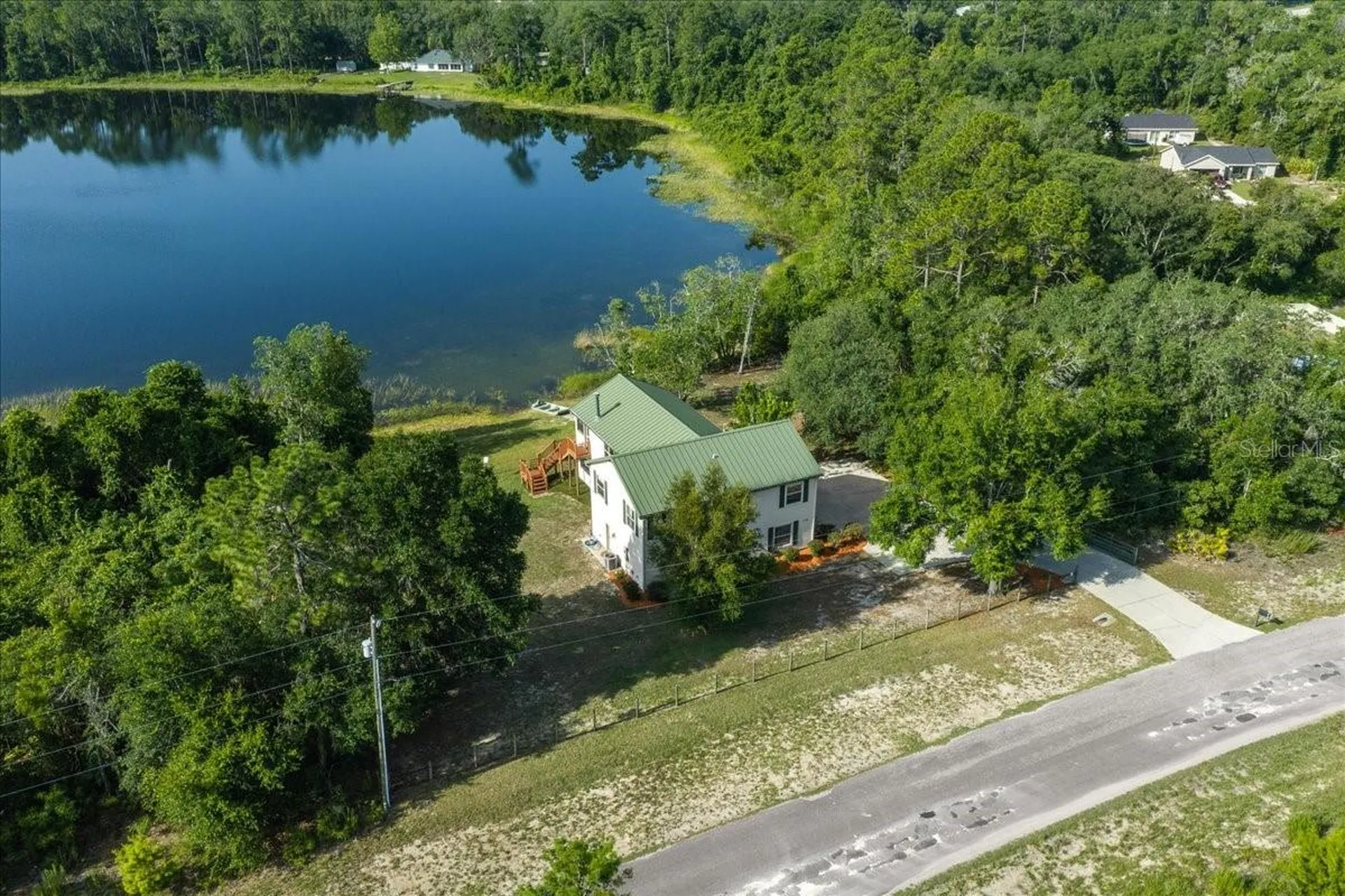 206 Malauka Radial Ocklawaha FL 32179
