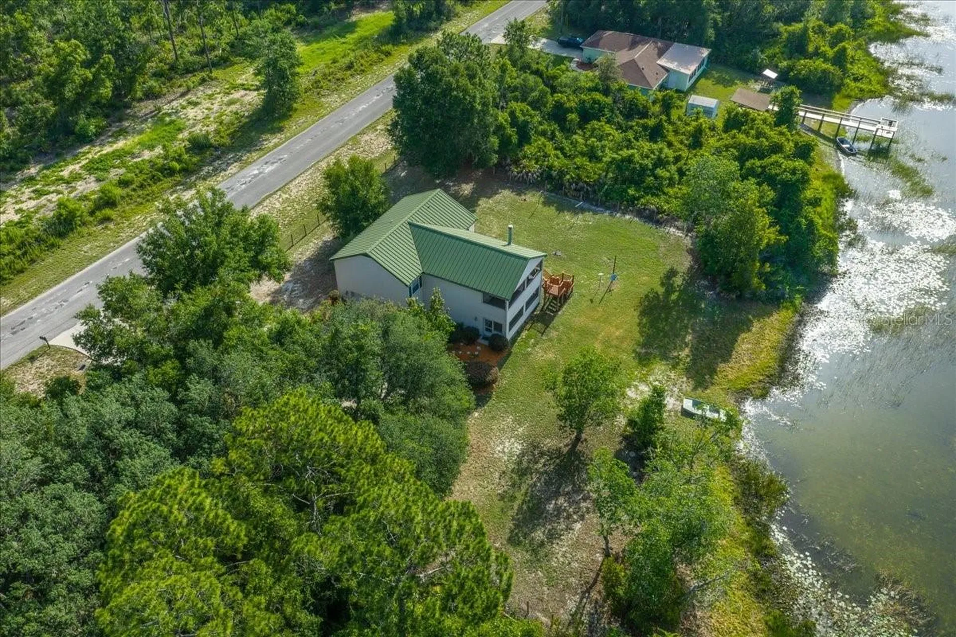 206 Malauka Radial Ocklawaha FL 32179