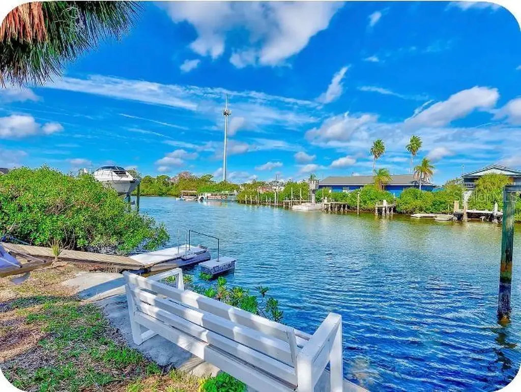 8937 Rocky Creek Drive Tampa FL 33615