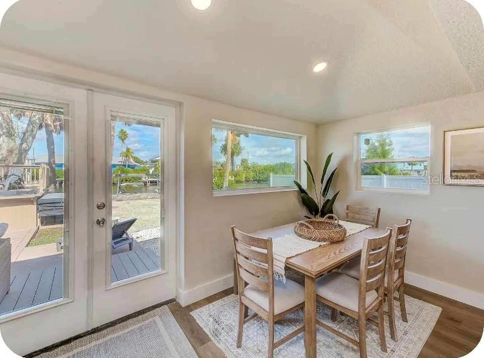 8937 Rocky Creek Drive Tampa FL 33615