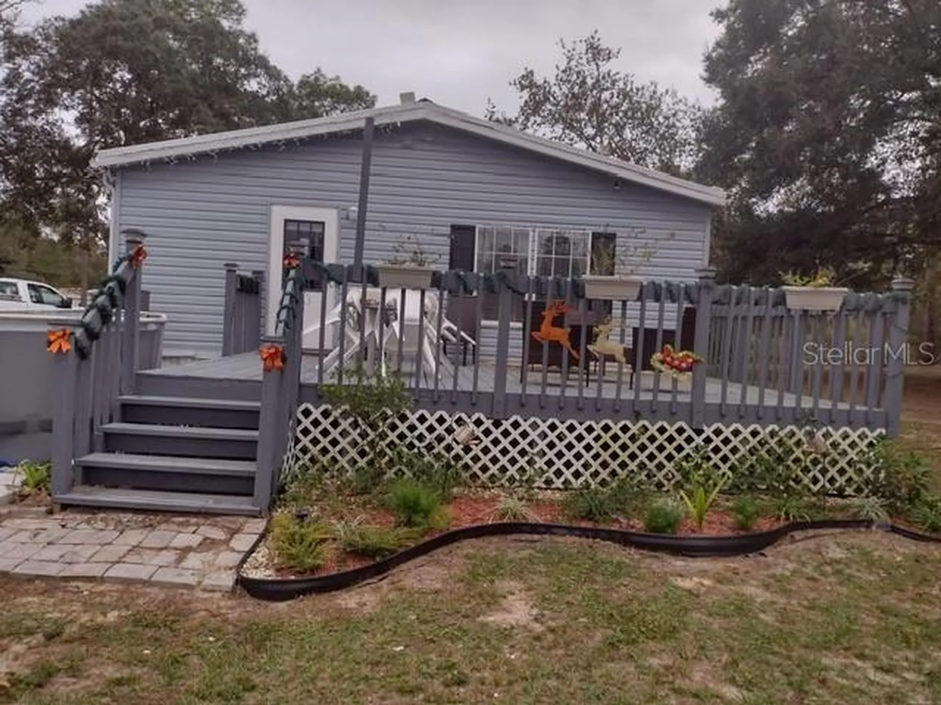 9070 SE 196th Terrace Ocklawaha FL 32179