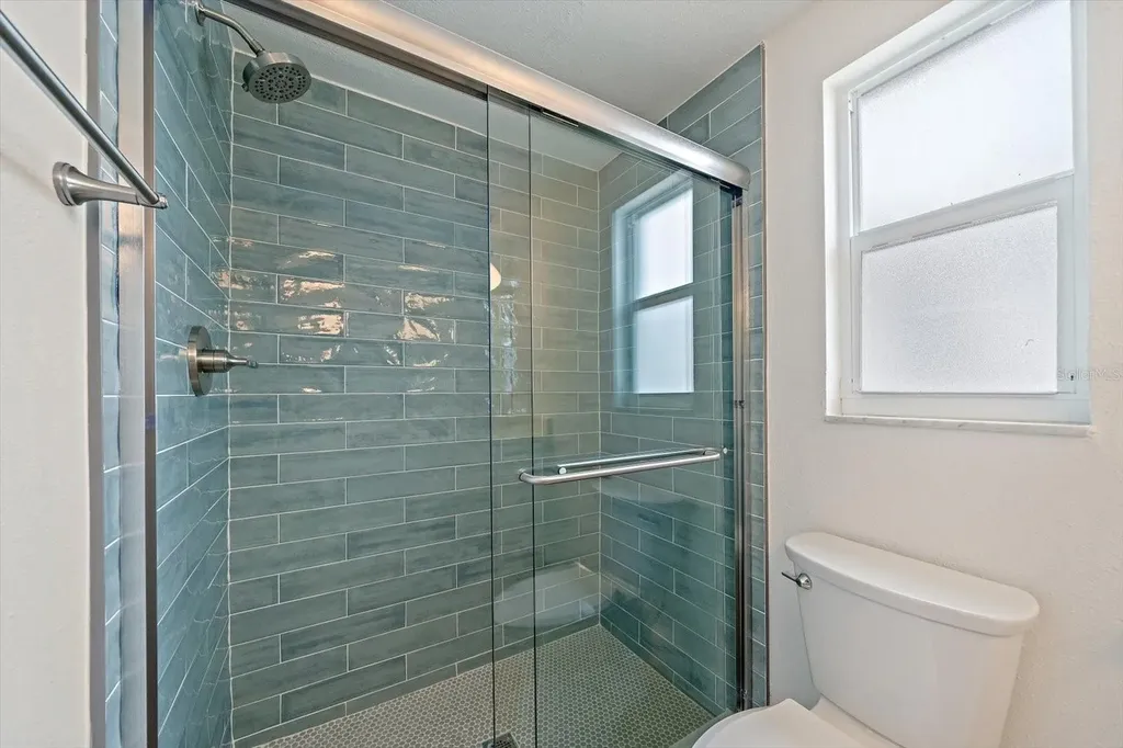 683 Spanish Drive S Longboat Key FL 34228