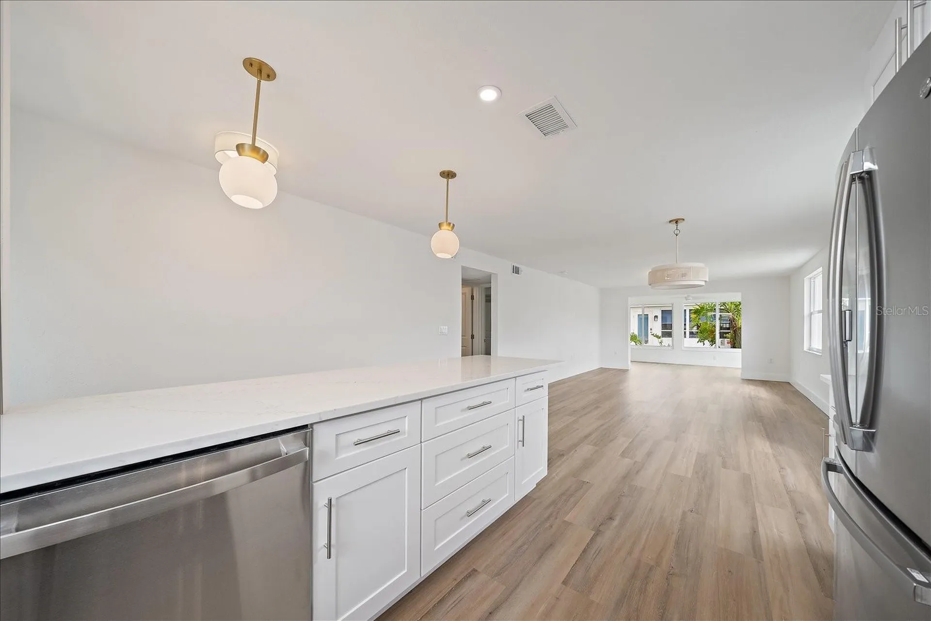 683 Spanish Drive S Longboat Key FL 34228