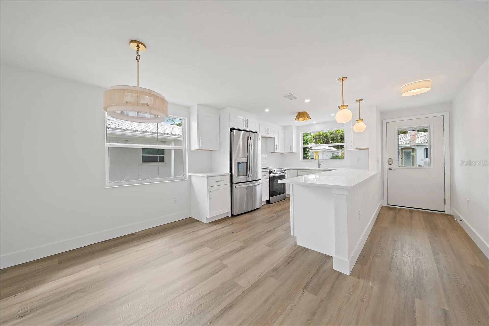 683 Spanish Drive S Longboat Key FL 34228