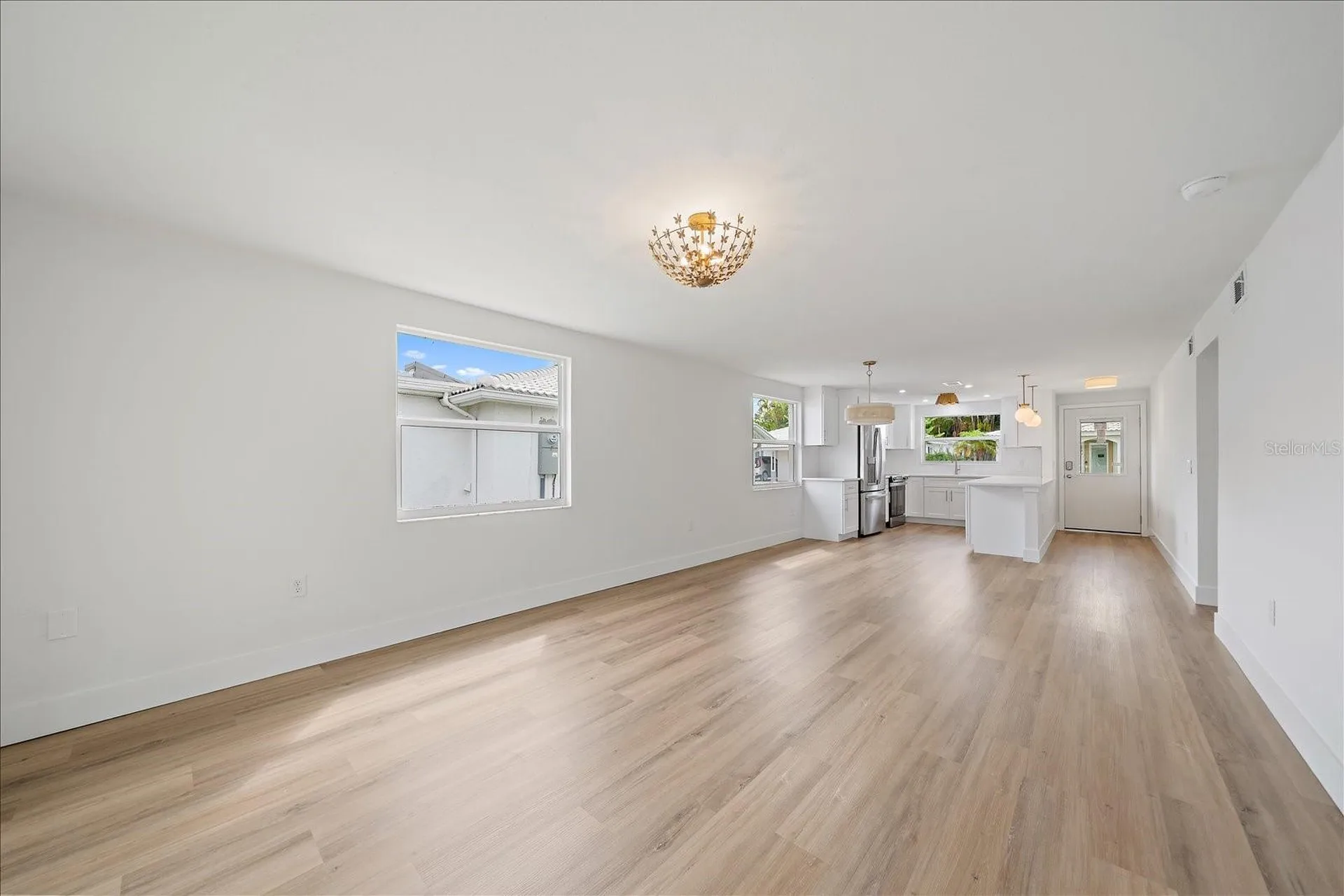 683 Spanish Drive S Longboat Key FL 34228