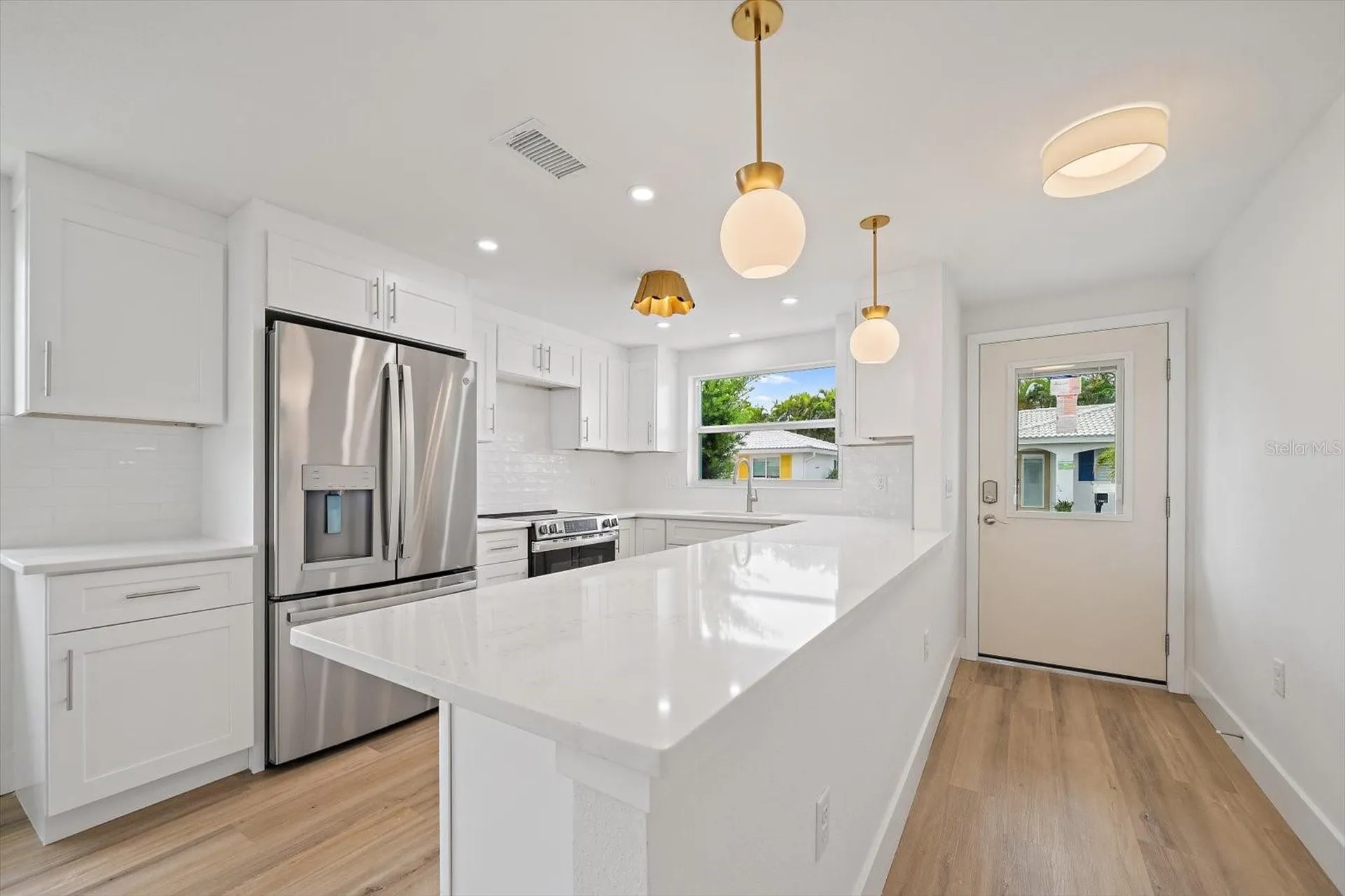 683 Spanish Drive S Longboat Key FL 34228