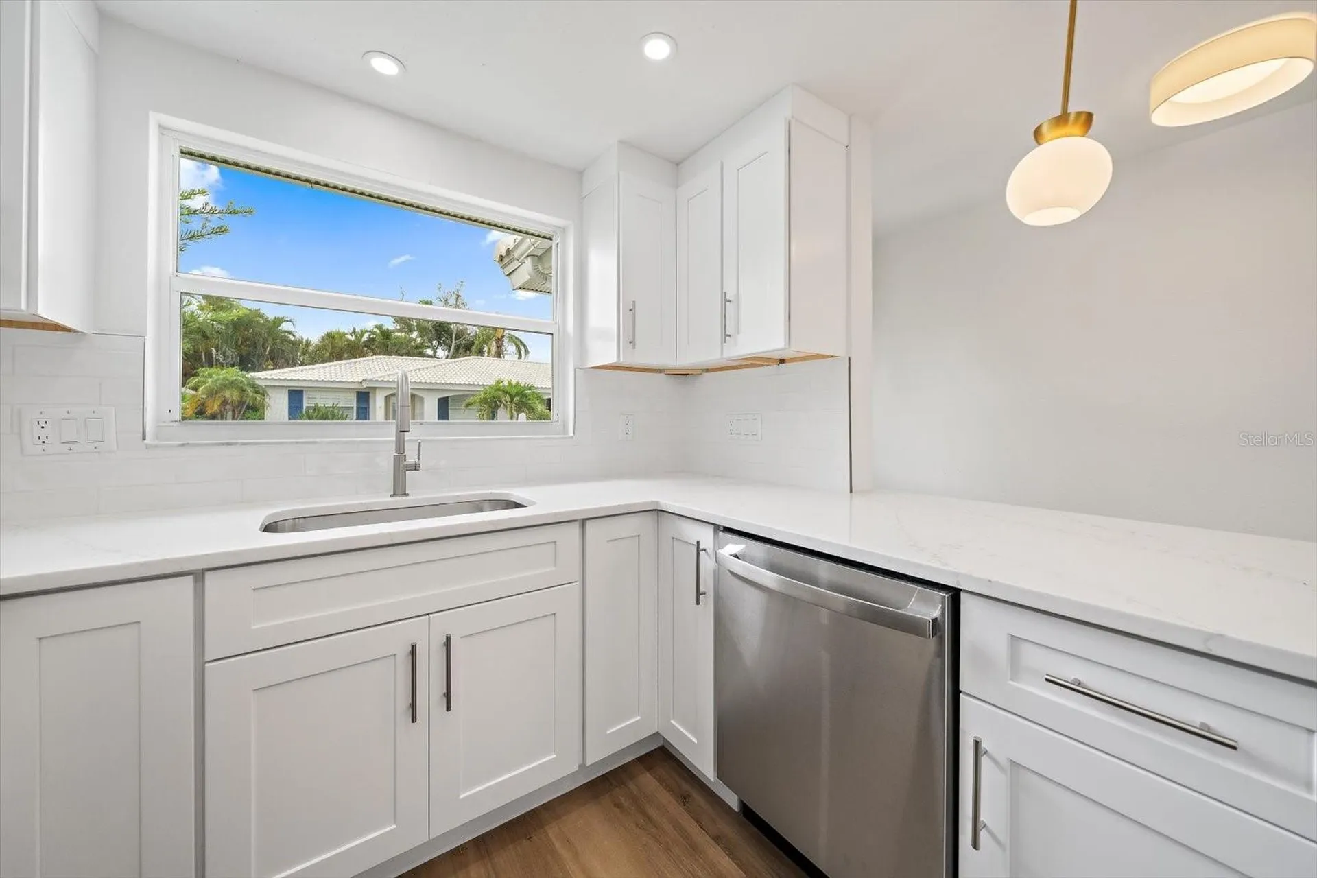 683 Spanish Drive S Longboat Key FL 34228