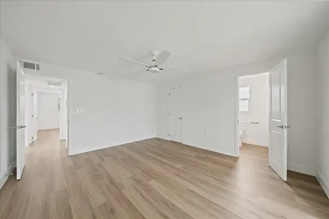683 Spanish Drive S Longboat Key FL 34228
