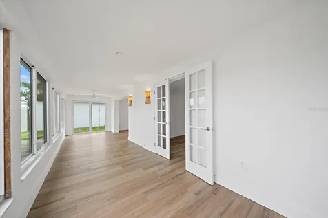 683 Spanish Drive S Longboat Key FL 34228