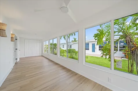683 Spanish Drive S Longboat Key FL 34228