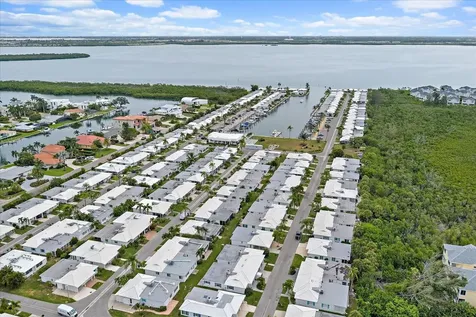 683 Spanish Drive S Longboat Key FL 34228