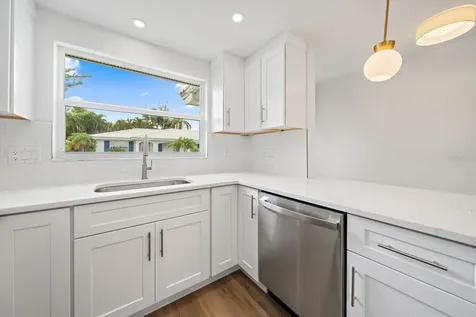 683 Spanish Drive S Longboat Key FL 34228