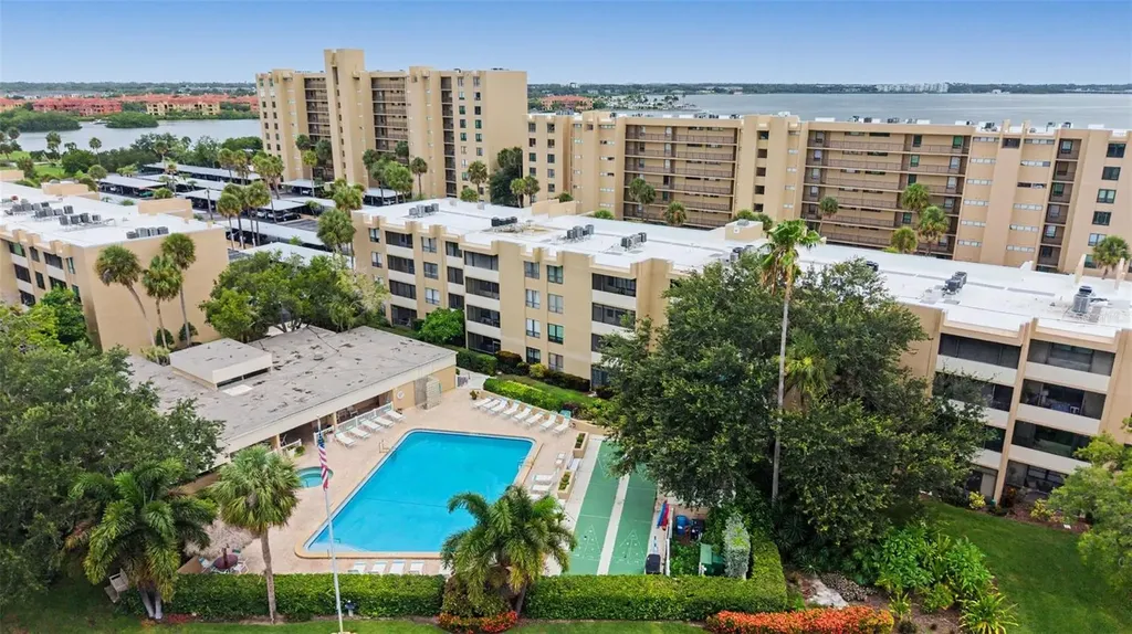 2618 Cove Cay Drive Clearwater FL 33760