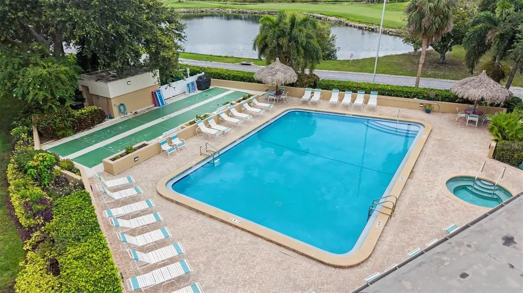 2618 Cove Cay Drive Clearwater FL 33760