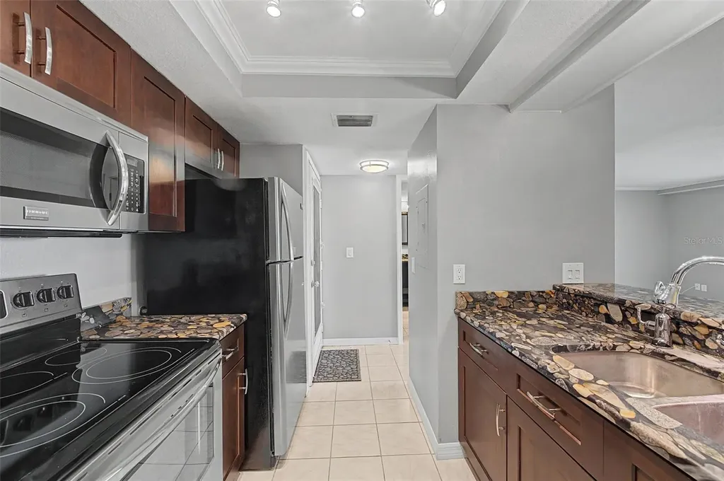 2618 Cove Cay Drive Clearwater FL 33760