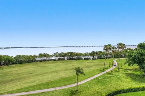 2618 Cove Cay Drive Clearwater FL 33760