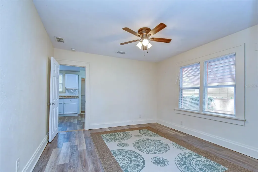 5509 15th Avenue S Gulfport FL 33707