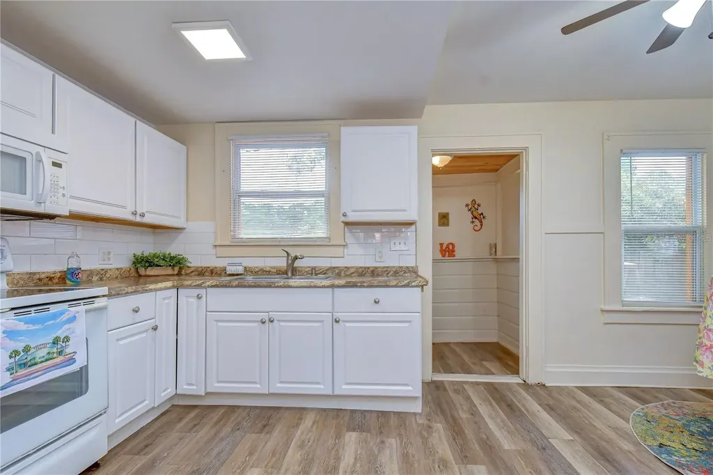 5509 15th Avenue S Gulfport FL 33707