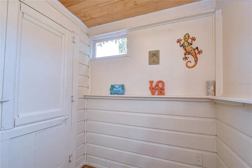 5509 15th Avenue S Gulfport FL 33707