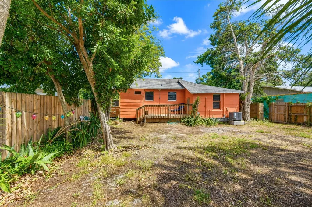 5509 15th Avenue S Gulfport FL 33707