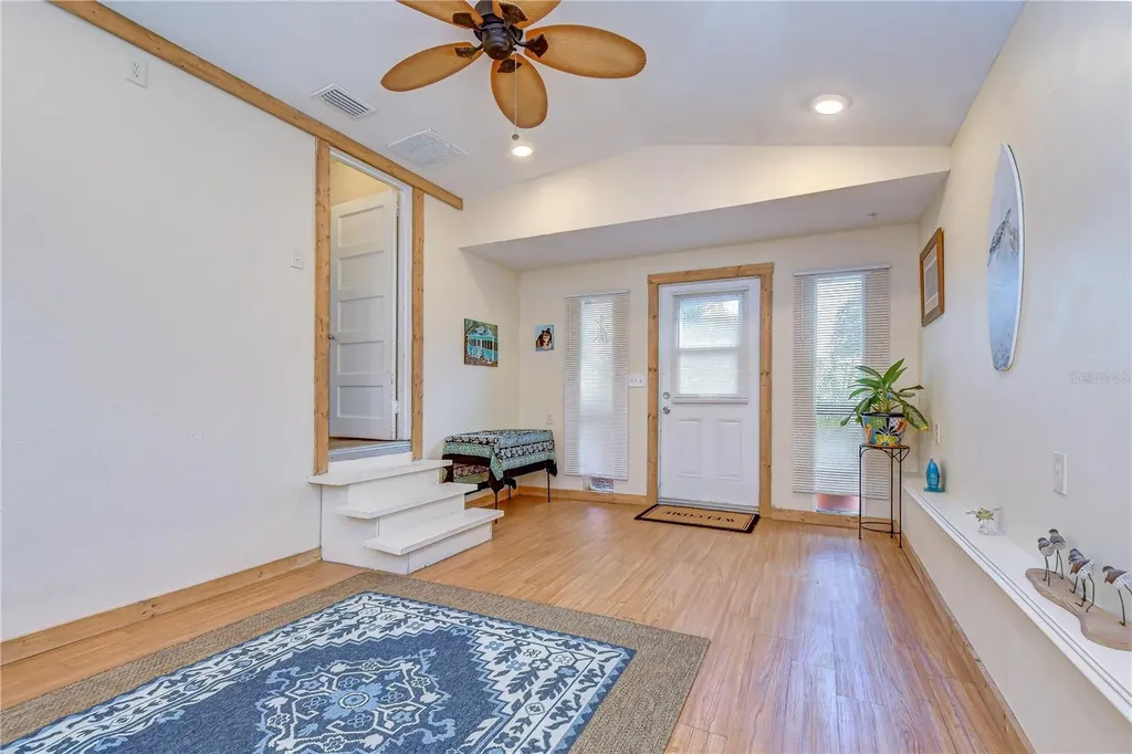 5509 15th Avenue S Gulfport FL 33707