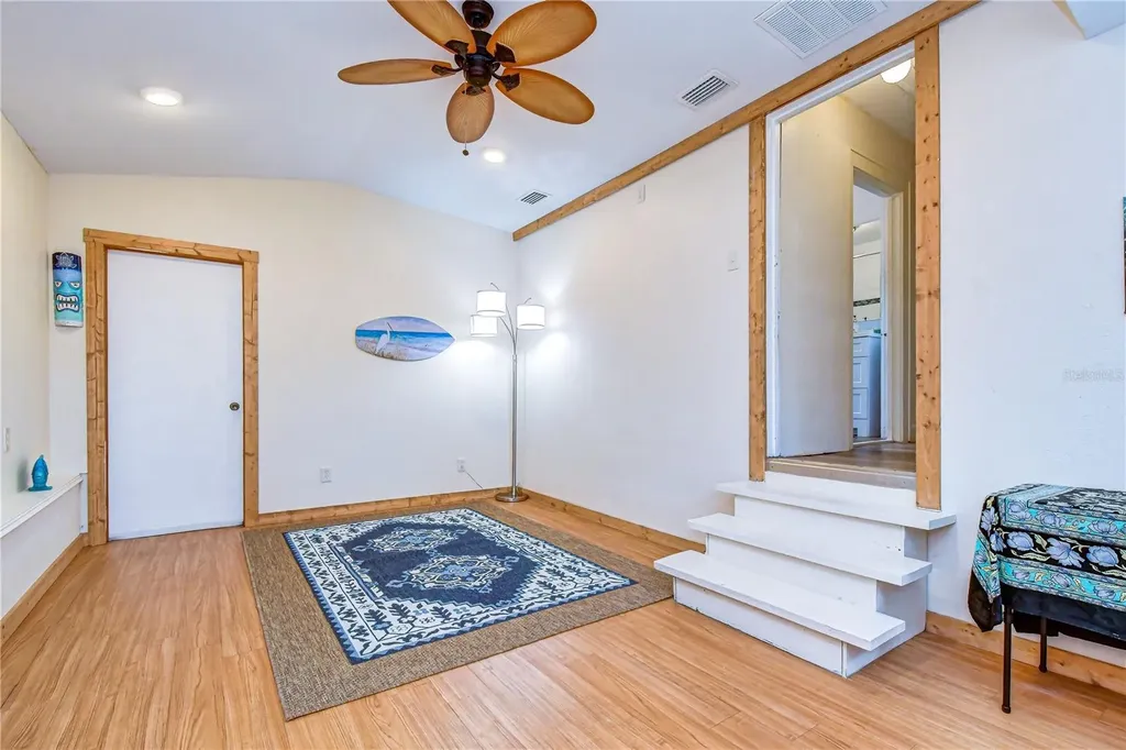 5509 15th Avenue S Gulfport FL 33707