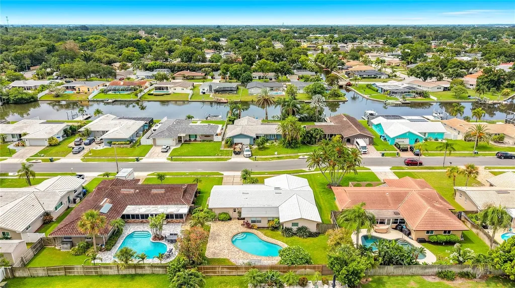2178 Waterside Drive Clearwater FL 33764