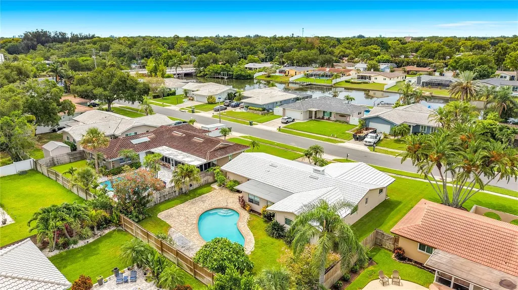 2178 Waterside Drive Clearwater FL 33764