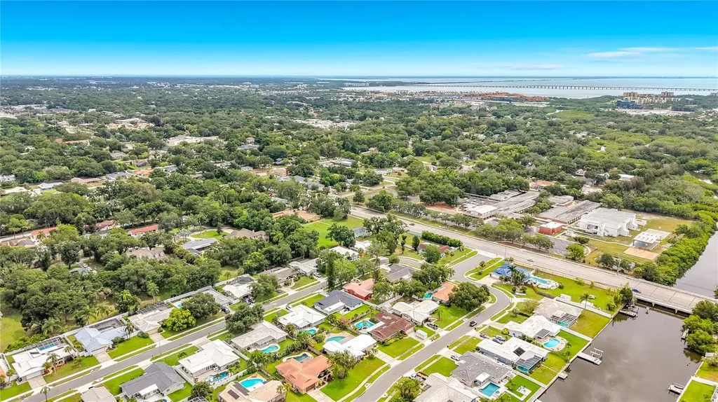 2178 Waterside Drive Clearwater FL 33764