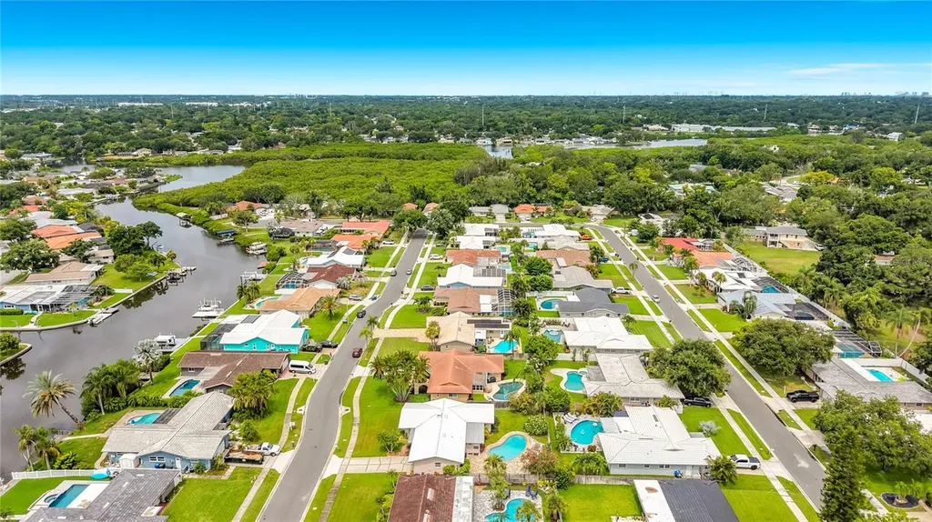 2178 Waterside Drive Clearwater FL 33764