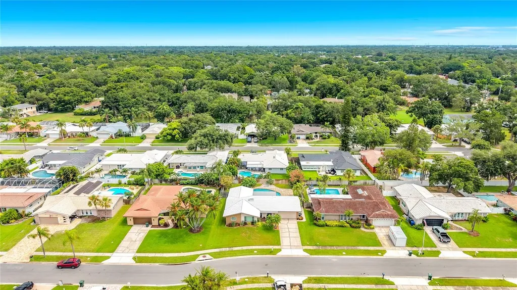 2178 Waterside Drive Clearwater FL 33764