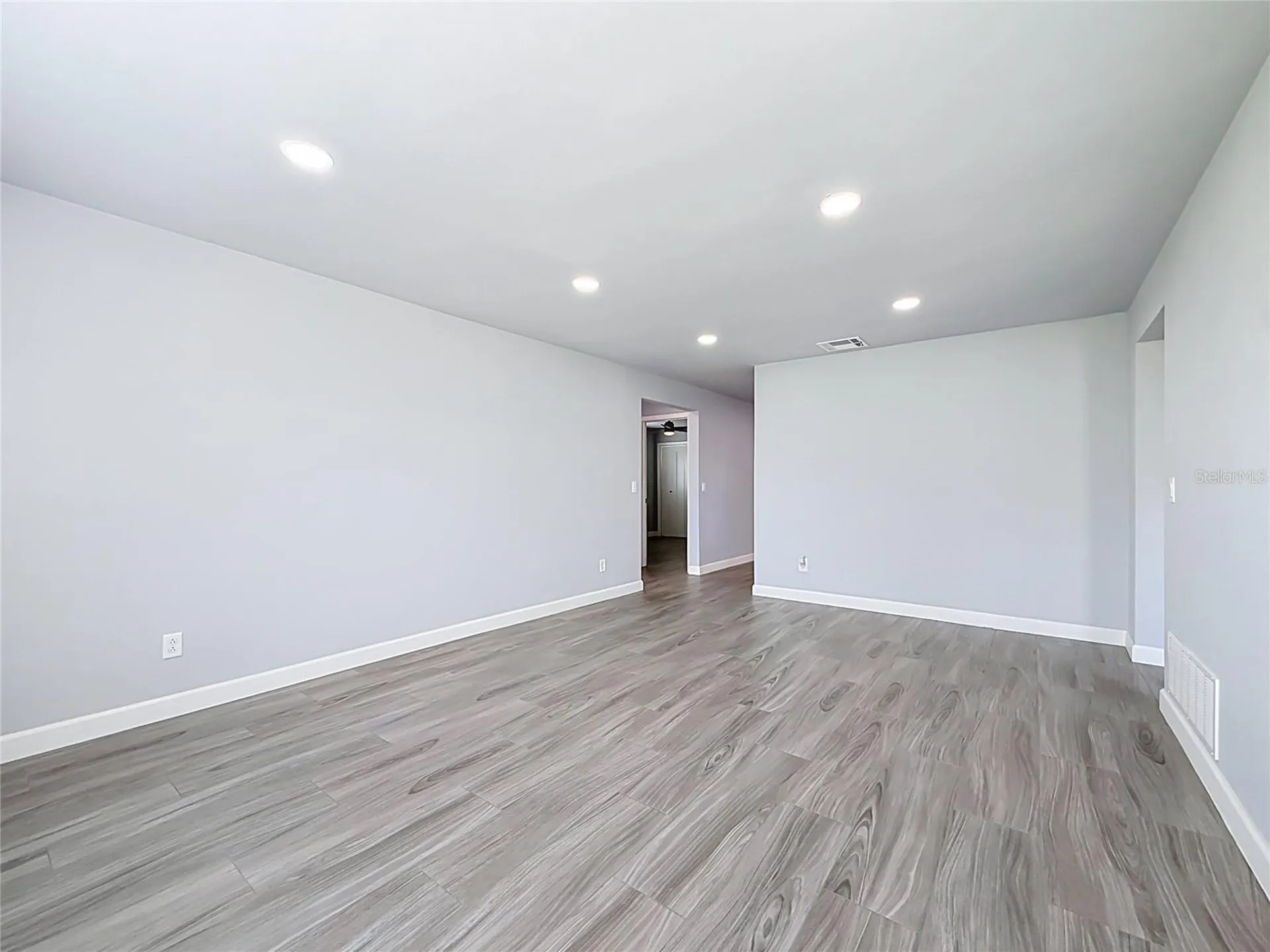 2178 Waterside Drive Clearwater FL 33764