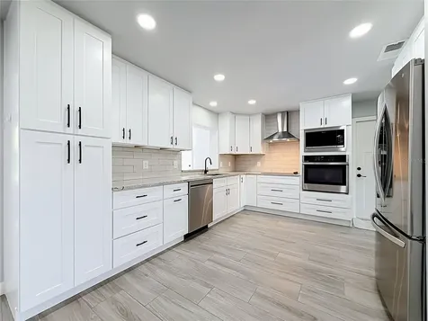 2178 Waterside Drive Clearwater FL 33764