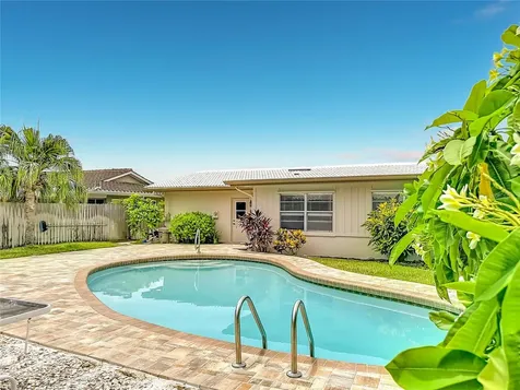 2178 Waterside Drive Clearwater FL 33764