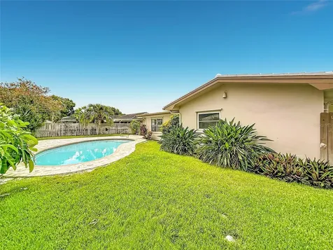 2178 Waterside Drive Clearwater FL 33764