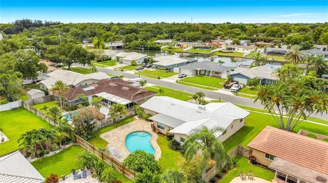 2178 Waterside Drive Clearwater FL 33764