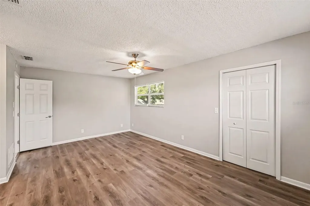 9160 136th Way Seminole FL 33776