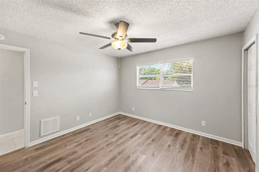 9160 136th Way Seminole FL 33776