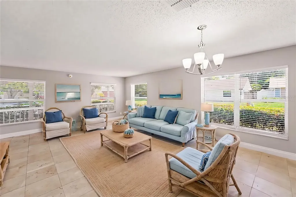 9160 136th Way Seminole FL 33776