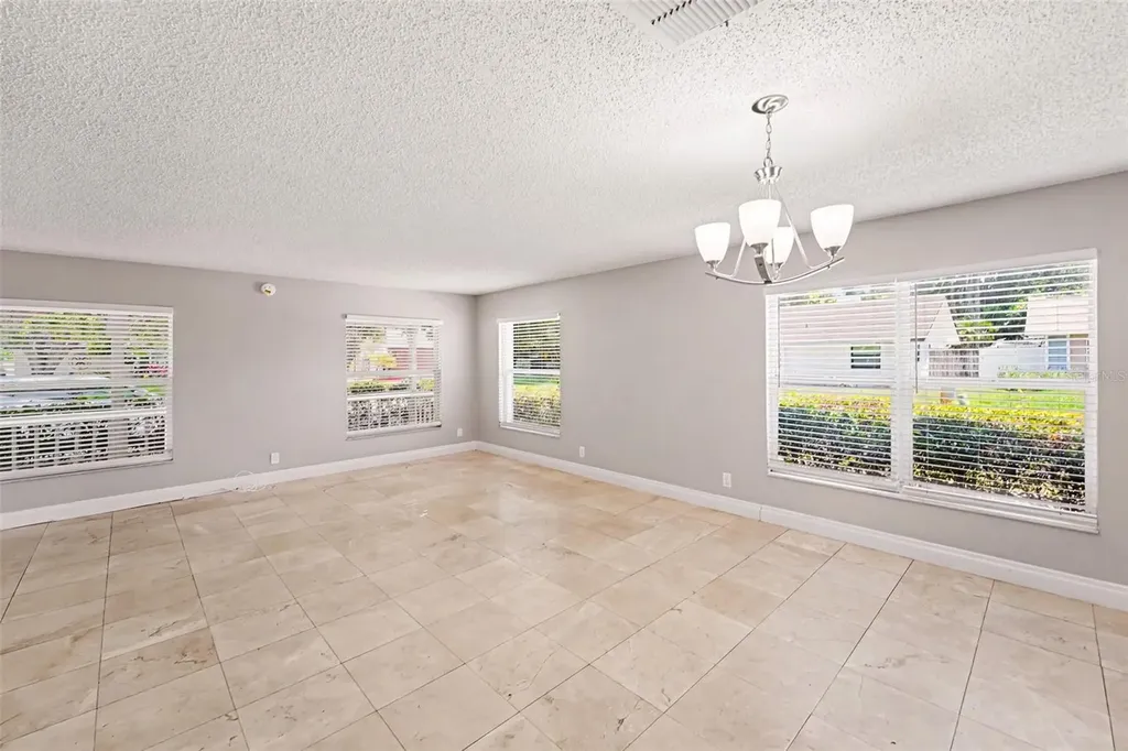 9160 136th Way Seminole FL 33776