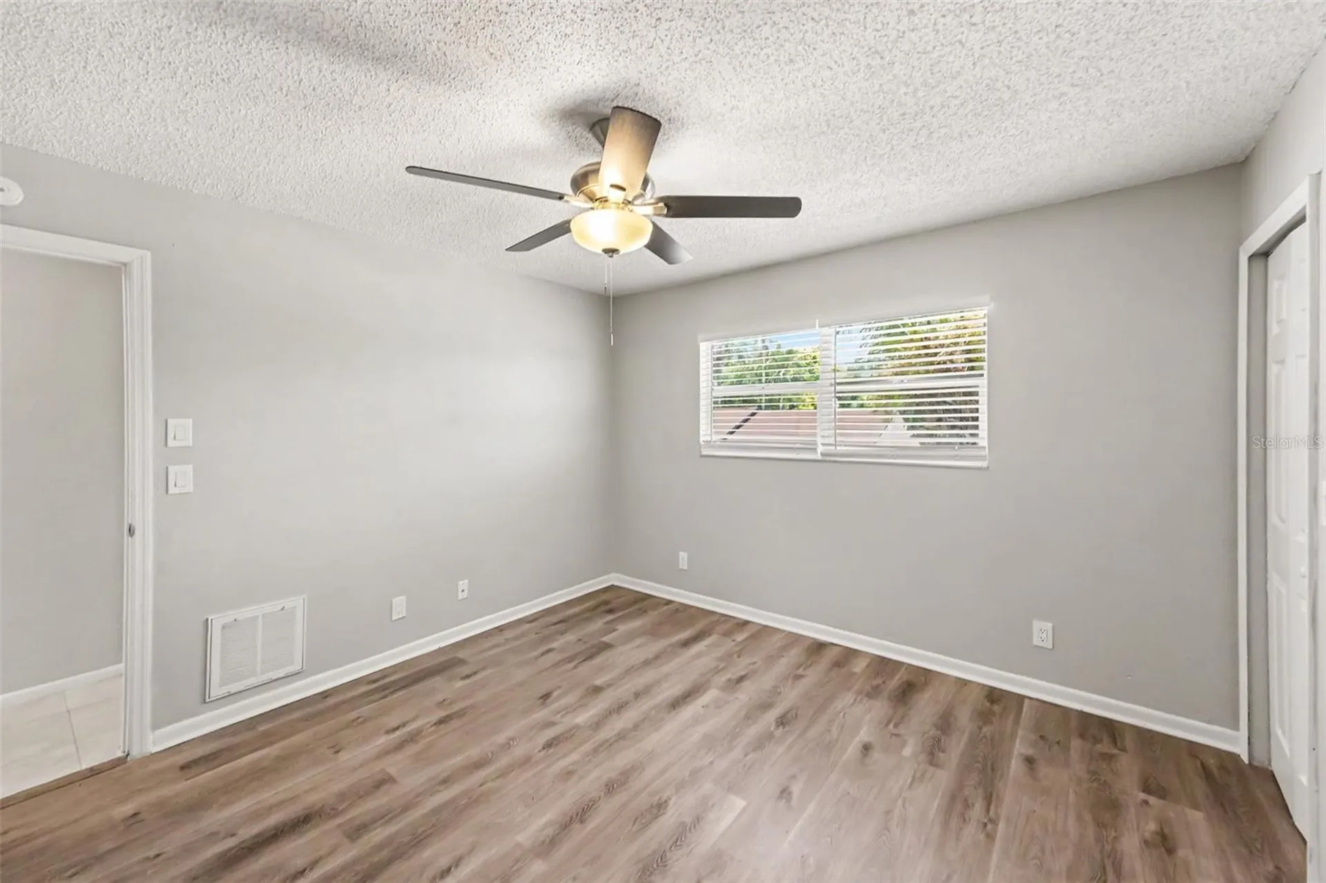9160 136th Way Seminole FL 33776
