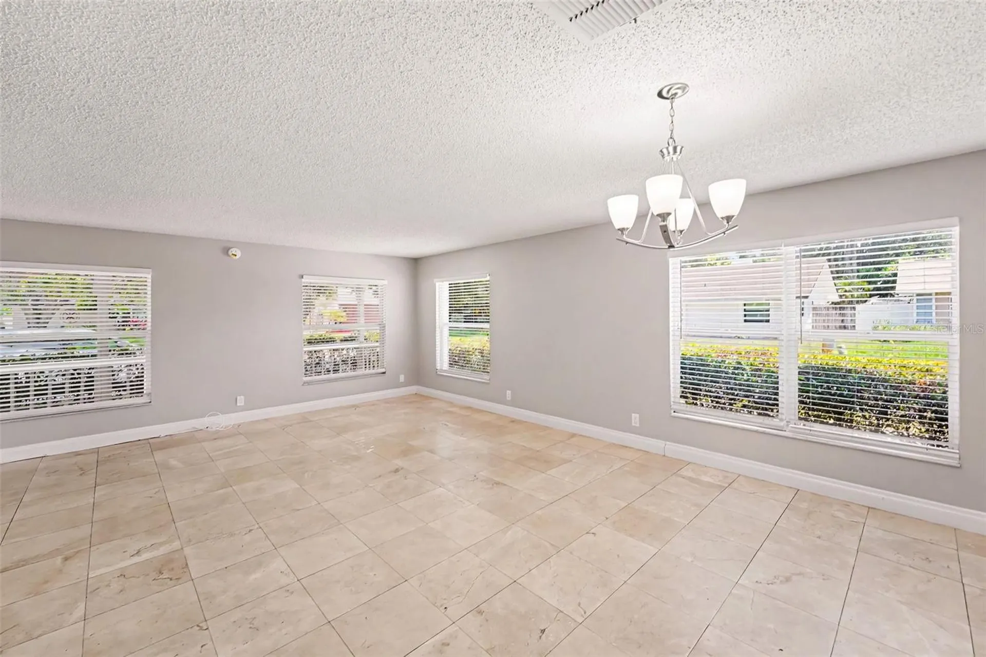 9160 136th Way Seminole FL 33776