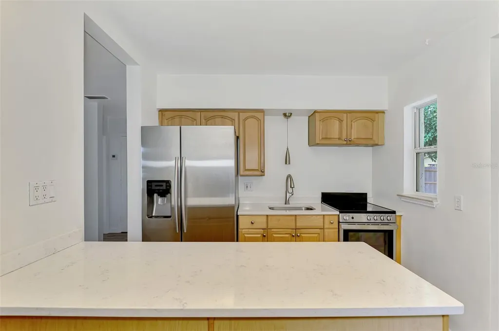 2136 Brueckner Drive Sarasota FL 34231